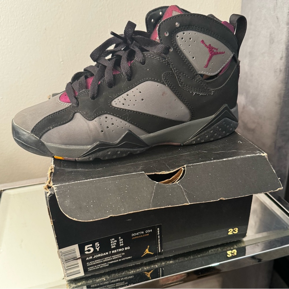 Jordan 7 - Picture 2 of 2